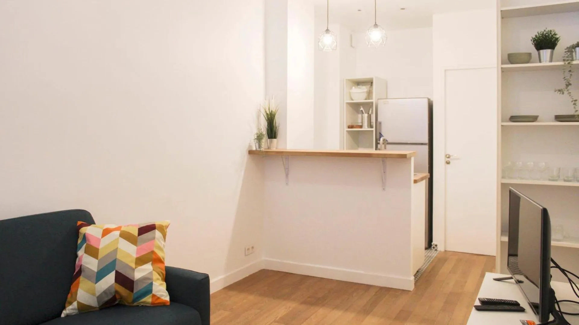 Nice 30 M Near Canal St Martin Paris Apartment